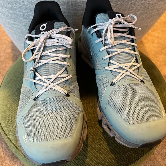 ON Running Cloudflyer Waterproof Men’s 9 - LIKE NEW! - Picture 3 of 8